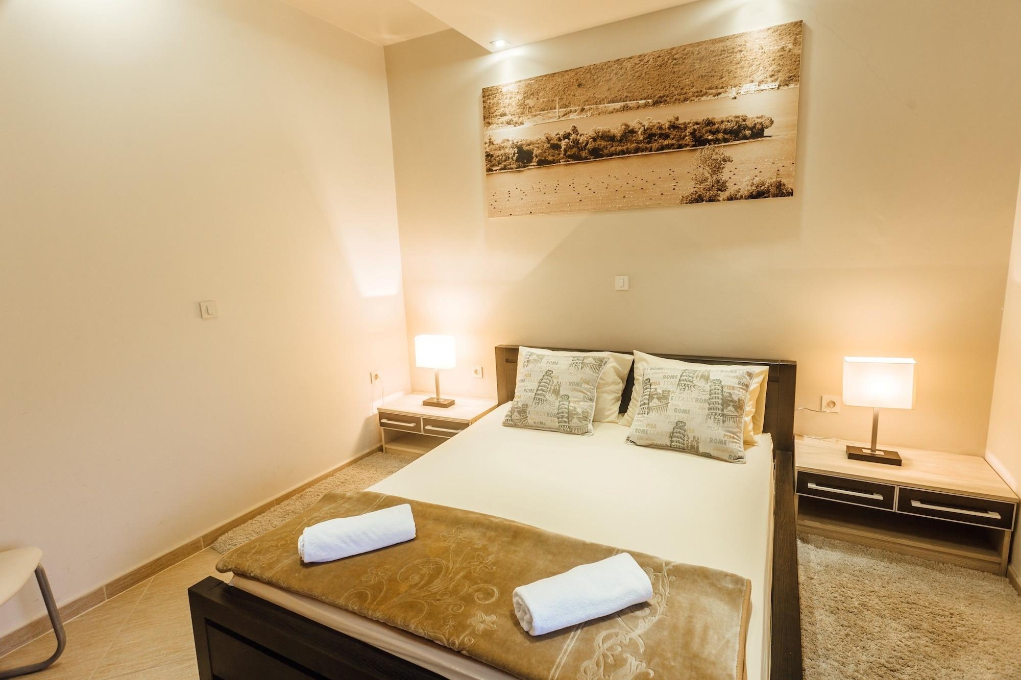 Apartments Monet Tivat Exterior foto