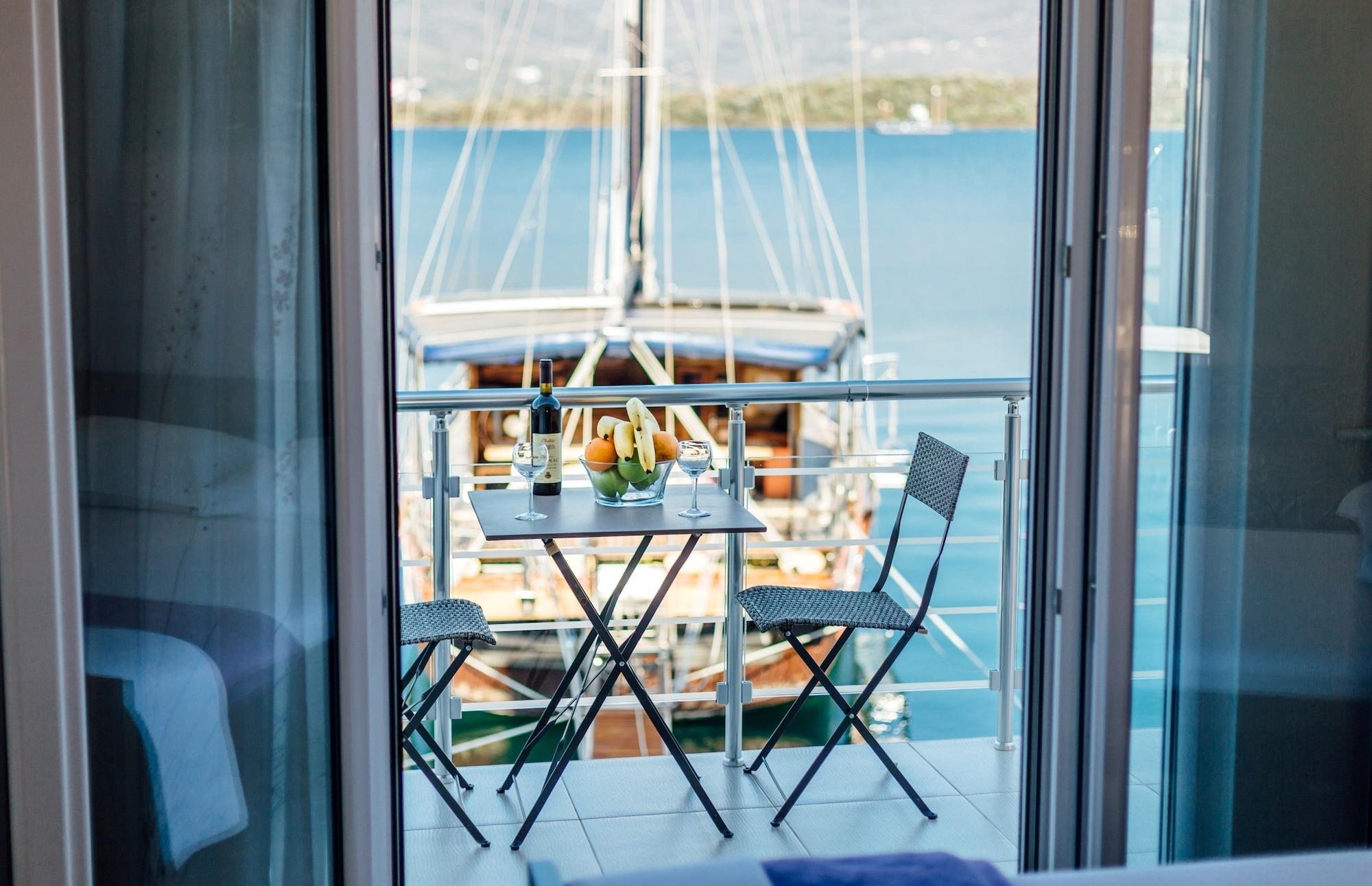 Apartments Monet Tivat Exterior foto